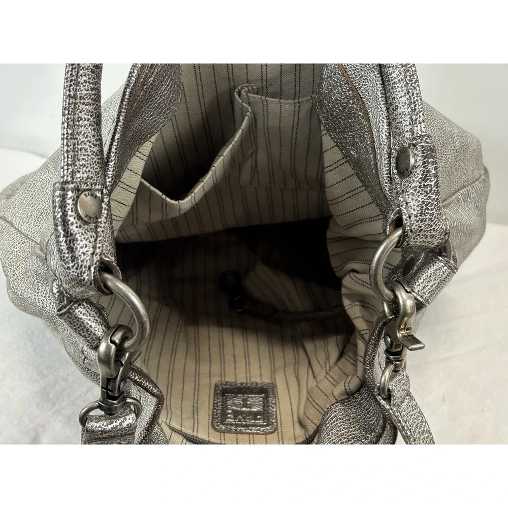 Frye Melissa Hobo Bag Silver Metallic Leather Magnetic Close Top Handle Purse